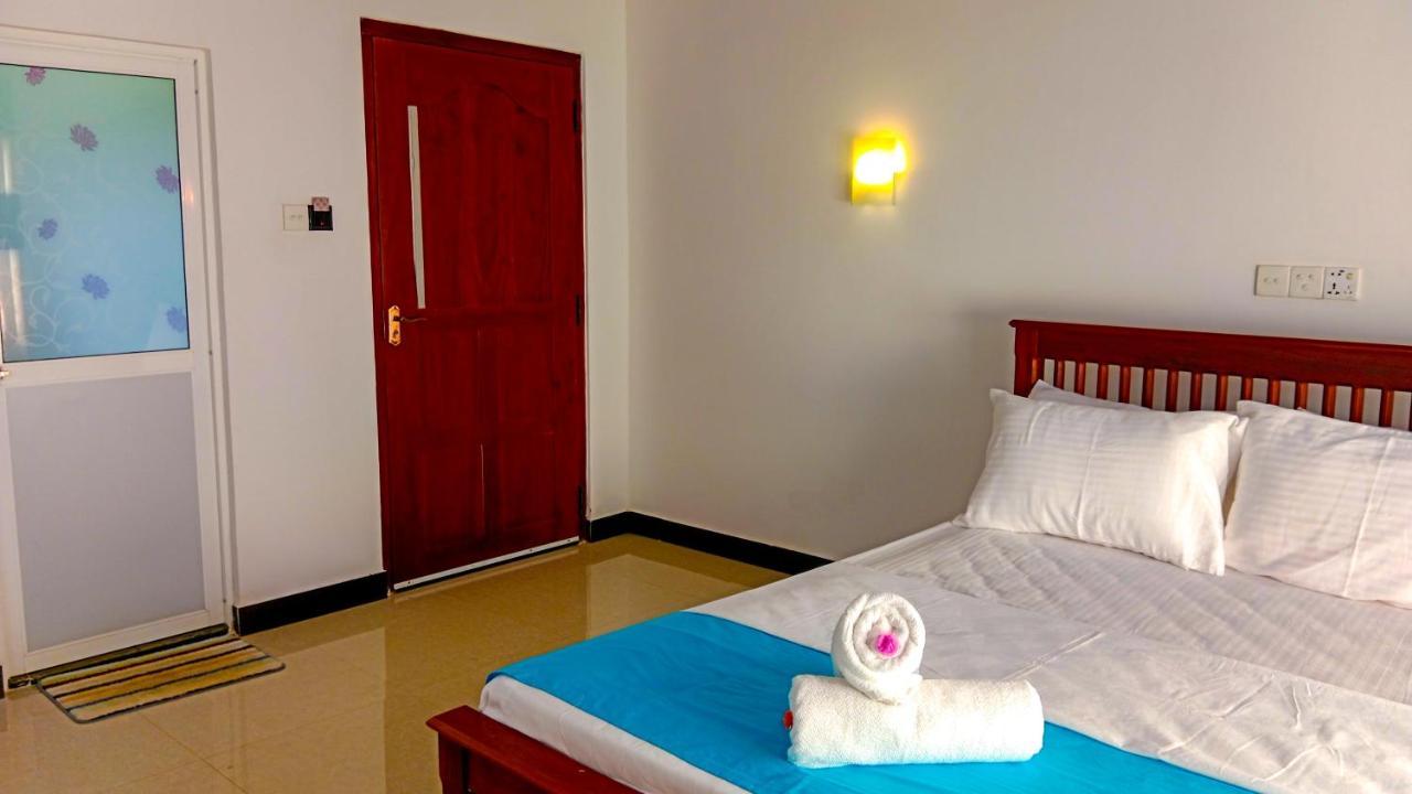 Ceylon Amigos Eco Resort สิกิริยา ภายนอก รูปภาพ